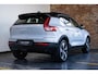 Volvo XC40 T4 Recharge R-Design | Electrische Bedienbare Voorstoelen | Panoramadak | Adaptive Cruise Control | Parkeersensoren voor + achter | Parkeercamera | Stoelverwarming | Harman Kardon Premium Audio | Volvo on Call