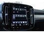 Volvo XC40 T4 Recharge R-Design | Electrische Bedienbare Voorstoelen | Panoramadak | Adaptive Cruise Control | Parkeersensoren voor + achter | Parkeercamera | Stoelverwarming | Harman Kardon Premium Audio | Volvo on Call