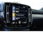 Volvo XC40 T4 Recharge R-Design | Electrische Bedienbare Voorstoelen | Panoramadak | Adaptive Cruise Control | Parkeersensoren voor + achter | Parkeercamera | Stoelverwarming | Harman Kardon Premium Audio | Volvo on Call
