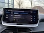 Peugeot 208 Hybrid e-DCS6 Allure RIJKLAARPRIJS | FABRIEKSGARANTIE t/m 03-2027 | TOPSTAAT! | KEYLESS ENTRY | APPLE CARPLAY-ANDROID AUTO| PARKEERSENSOREN VOOR EN ACHTER |