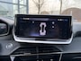 Peugeot 208 Hybrid e-DCS6 Allure RIJKLAARPRIJS | FABRIEKSGARANTIE t/m 03-2027 | TOPSTAAT! | KEYLESS ENTRY | APPLE CARPLAY-ANDROID AUTO| PARKEERSENSOREN VOOR EN ACHTER |