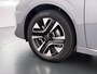 Peugeot 208 Hybrid e-DCS6 Allure RIJKLAARPRIJS | FABRIEKSGARANTIE t/m 03-2027 | TOPSTAAT! | KEYLESS ENTRY | APPLE CARPLAY-ANDROID AUTO| PARKEERSENSOREN VOOR EN ACHTER |