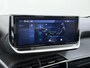 Peugeot 208 Hybrid e-DCS6 Allure RIJKLAARPRIJS | FABRIEKSGARANTIE t/m 03-2027 | TOPSTAAT! | KEYLESS ENTRY | APPLE CARPLAY-ANDROID AUTO| PARKEERSENSOREN VOOR EN ACHTER |
