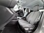 Peugeot 208 Hybrid e-DCS6 Allure RIJKLAARPRIJS | FABRIEKSGARANTIE t/m 03-2027 | TOPSTAAT! | KEYLESS ENTRY | APPLE CARPLAY-ANDROID AUTO| PARKEERSENSOREN VOOR EN ACHTER |