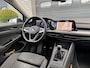 Volkswagen Golf 1.5 TSI Style | Adaptive Cruise Control | Head-Up Display | Massage | DAB | Parkeersensoren |