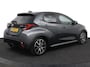 Toyota Yaris 1.5 Hybrid Executive | Leder stof bekleding | Stoelverwarming | Parkeersensoren | Keyless |