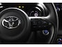 Toyota Yaris 1.5 Hybrid Executive | Leder stof bekleding | Stoelverwarming | Parkeersensoren | Keyless |