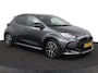 Toyota Yaris 1.5 Hybrid Executive | Leder stof bekleding | Stoelverwarming | Parkeersensoren | Keyless |