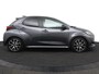 Toyota Yaris 1.5 Hybrid Executive | Leder stof bekleding | Stoelverwarming | Parkeersensoren | Keyless |