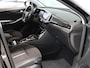 Opel Grandland SUV GSe Plug-In Hybrid 300 pk 4x4 Automaat | Elektrische achterklep | Alcantara AGR stoelen | Winterpakket | Achteruitrijcamera | Navigatie | Voorverwarmen | Cruise Control met Stop&Go