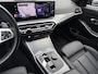 BMW 3-Serie Touring 320e M-Sport Pano/Leder/Widescreen/19 Inch/ACC/Climate/Navi/Car Play/Camera/PDC/Stoelverwarming/Apk 02-2028