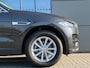 Jaguar F-Pace 2.0t AWD Portfolio | Volledig dealeronderhouden | Verwarmbaar stuur | Pano | Leder | Alcantara hemel