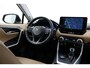 Toyota RAV4 2.5 Hybrid AWD Executive | Trekhaak | Leder | Stoelverwarming | JBL | Dodehoek detectie | Apple Carplay / Android Auto | Adaptive Cruise | Parkeersensoren voor/achter | Camera | Full LED | Keyless | 18 inch