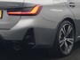 BMW 3-Serie Touring 330e M Sport FACELIFT PHEV 293pk Dealer O.H. | Trekhaak Af Fabriek | Panodak | Harman / Kardon | Sfeerverlichting | Sportstoelen Verwarmd | Widescreen Navi | Apple Carplay | Blis | DAB | Plug In Hybrid |