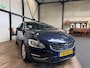 Volvo V60 D3 Summum / AUTOMAAT /NAVI / CAMERA / LEDER / NIEUWSTAAT