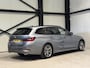BMW 3-Serie Touring 320e Aut. | Nieuw model | shadow-line | sfeer | sportzetels | led | SOH 99% |