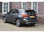 BMW X1 xDrive20i Centennial High Executive Wij zijn op afspraak geopend! Graag bellen voor uw komst.