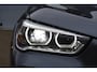 BMW X1 xDrive20i Centennial High Executive Wij zijn op afspraak geopend! Graag bellen voor uw komst.