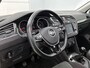 Volkswagen Tiguan 1.4 TSI Comfortline (NL-auto, Goed onderH, Panorama, Camera, Dynaudi, Navi, StoelV, Climate C, Cruise Con, Etc)