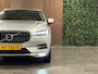 Volvo XC60 T5 AWD Inscription | Luchtvering | Trekhaak | All Season banden | Stoelventilatie | Schuifdak | Adaptieve Cruise Control | Standkachel met Volvo On Call App | Stoelverwarming voor+achter | Stuurwielverwarming | Full LED Meesturende koplampen | Pilot Assisst | BLIS Dode Hoek Detectie | Parkeercamera | Elektrische voorstoelen geheugen | Nappa Lederen bekleding | Zitting verlenging voorstoelen | 19 Inch | Keyless Drive | Parkeersensoren voor+achter | Privacy Glass | Elektrisch bedienbare achterklep | 4-Zone climate Control | Automatisch dimmende binnen en buitenspiegels | Breedstralers in voorbumper | DAB Radio | Apple Carplay/Android Auto | Bright Silver Metallic |