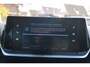 Peugeot 2008 1.2 PureTech Allure Pack Carplay | Keyless | DAB | Getinte ramen | Clima | PDC