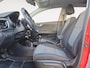 Kia Stonic 1.0T MHEV DynamicLine Edition | Climate control | Apple Carplay / Android Auto | Camera | Cruise control | Lichtmetalen velgen 16 inch |