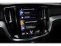 Volvo V60 2.0 B3 R-Design | Panoramadak | Semi elek. trekhaak | Dealer-onderhouden | Premium audio by Harman Kardon | Elek. bed. voorstoelen met geheugen | Verwarmbare voorstoelen | Verwarmbaar stuurwiel | Blind spot | Keyless entry | DAB | Apple carplay | Elektrische achterklep | Achterbank verwarmbaar |