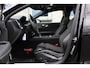 Volvo V60 2.0 B3 R-Design | Panoramadak | Semi elek. trekhaak | Dealer-onderhouden | Premium audio by Harman Kardon | Elek. bed. voorstoelen met geheugen | Verwarmbare voorstoelen | Verwarmbaar stuurwiel | Blind spot | Keyless entry | DAB | Apple carplay | Elektrische achterklep | Achterbank verwarmbaar |