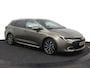 Toyota Corolla Touring Sports Hybrid 140 Executive | Parkeersensoren | Trekhaak | Leder alcantara bekleding | Stoelverwarming |
