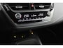 Toyota Corolla Touring Sports Hybrid 140 Executive | Parkeersensoren | Trekhaak | Leder alcantara bekleding | Stoelverwarming |