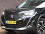 Peugeot e-2008 SUV Allure 50kWh 136PK | 1ste eigenaar | ACCURAPPORT 94% | Achteruitrijcamera | AppleCarplay/Android Auto | Armsteun | Keyless | Cruise Control | Climate Control | Isofix | Parkeersensoren | Privacy Glass |