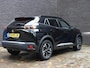 Peugeot e-2008 SUV Allure 50kWh 136PK | 1ste eigenaar | ACCURAPPORT 94% | Achteruitrijcamera | AppleCarplay/Android Auto | Armsteun | Keyless | Cruise Control | Climate Control | Isofix | Parkeersensoren | Privacy Glass |