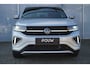 Volkswagen T-Cross 1.5 TSI 150pk DSG R-Line | Trekhaak | Achteruitrijcamera | Keyless |