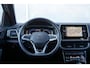 Volkswagen T-Cross 1.5 TSI 150pk DSG R-Line | Trekhaak | Achteruitrijcamera | Keyless |