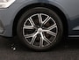 Volvo V60 B3 AUT(7) ESSENTIAL EDITION STANDKACHEL LEDER GOOGLE MAPS 18INCH