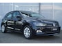 Volkswagen Polo 1.0 TSI 95pk Comfortline | Navigatiesysteem | Parkeersensoren V+A | All season banden |