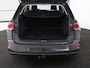 Volkswagen Golf 1.0 eTSI Life Business | Stoelverwarming | Trekhaak | Camera | Adaptive cruise | Carplay | Sfeerverlichting | Memory | Side Assist | Climate control | Full LED