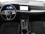 Volkswagen Golf 1.0 eTSI Life Business | Stoelverwarming | Trekhaak | Camera | Adaptive cruise | Carplay | Sfeerverlichting | Memory | Side Assist | Climate control | Full LED