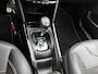 Peugeot 2008 1.2 GT-Line 110PK AUTOMAAT | Achteruitrijcamera | Armsteun | Bluetooth | Navigatie | Climate Control | Cruise Control | LED | 17" Lichtmetalen Velgen | Isofix | Privacy Glass |