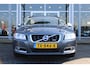 Volvo V70 2.5T Momentum | Verw. Voorstoelen | Verw. Achterbank | Trekhaak | Cruise control | Extra getint glas |