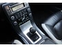 Volvo V70 2.5T Momentum | Verw. Voorstoelen | Verw. Achterbank | Trekhaak | Cruise control | Extra getint glas |