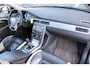 Volvo V70 2.5T Momentum | Verw. Voorstoelen | Verw. Achterbank | Trekhaak | Cruise control | Extra getint glas |