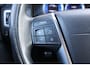 Volvo V70 2.5T Momentum | Verw. Voorstoelen | Verw. Achterbank | Trekhaak | Cruise control | Extra getint glas |