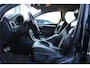Volvo V70 2.5T Momentum | Verw. Voorstoelen | Verw. Achterbank | Trekhaak | Cruise control | Extra getint glas |