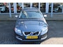 Volvo V70 2.5T Momentum | Verw. Voorstoelen | Verw. Achterbank | Trekhaak | Cruise control | Extra getint glas |