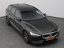 Volvo V60 2.0 B3 Momentum Advantage | CAMERA | LEDER