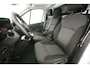 Renault Trafic 2.0 DCI 150PK L2H1 | Automaat | Airco | Camera | Cruise | Werkbank | 3 Zits | 2xSchuifdeur | Trekhaak | Carplay