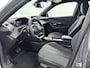 Peugeot 2008 1.2 Hybrid 136 Allure | Stoelverwarming | Adaptieve cruise. | LED koplampen | Camera |