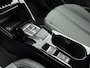 Peugeot 2008 1.2 Hybrid 136 Allure | Stoelverwarming | Adaptieve cruise. | LED koplampen | Camera |