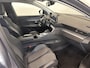 Peugeot 5008 1.2 Aut. PureTech Allure Pack 7-Persoons Navi Carplay Virtual Cockpit Adaptive Cruise Control PDC VA+Camera 18" LM Velgen Half leder